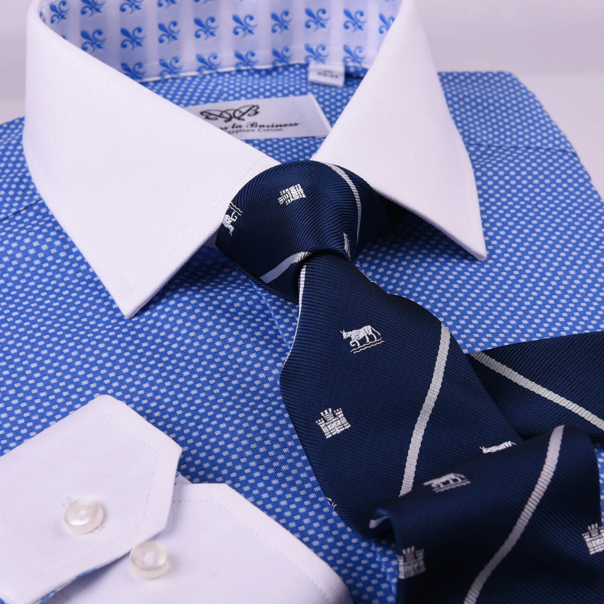 Blue Castle & Horse 3" Novelty Necktie Business Formal Elegance Smart Ego Man