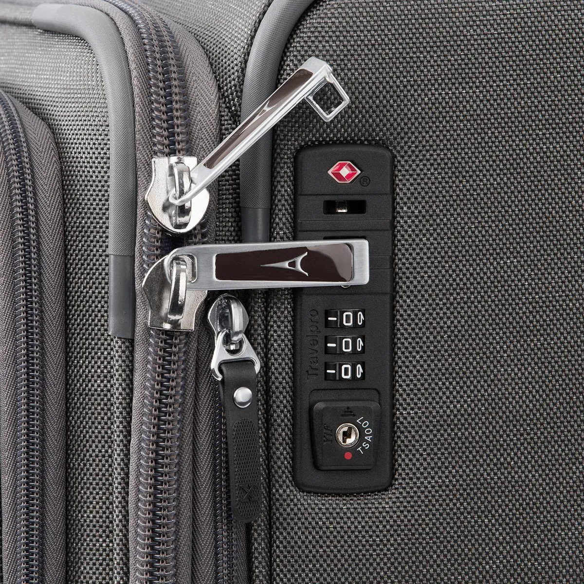 Travelpro Platinum Elite 2pc Spinner Set